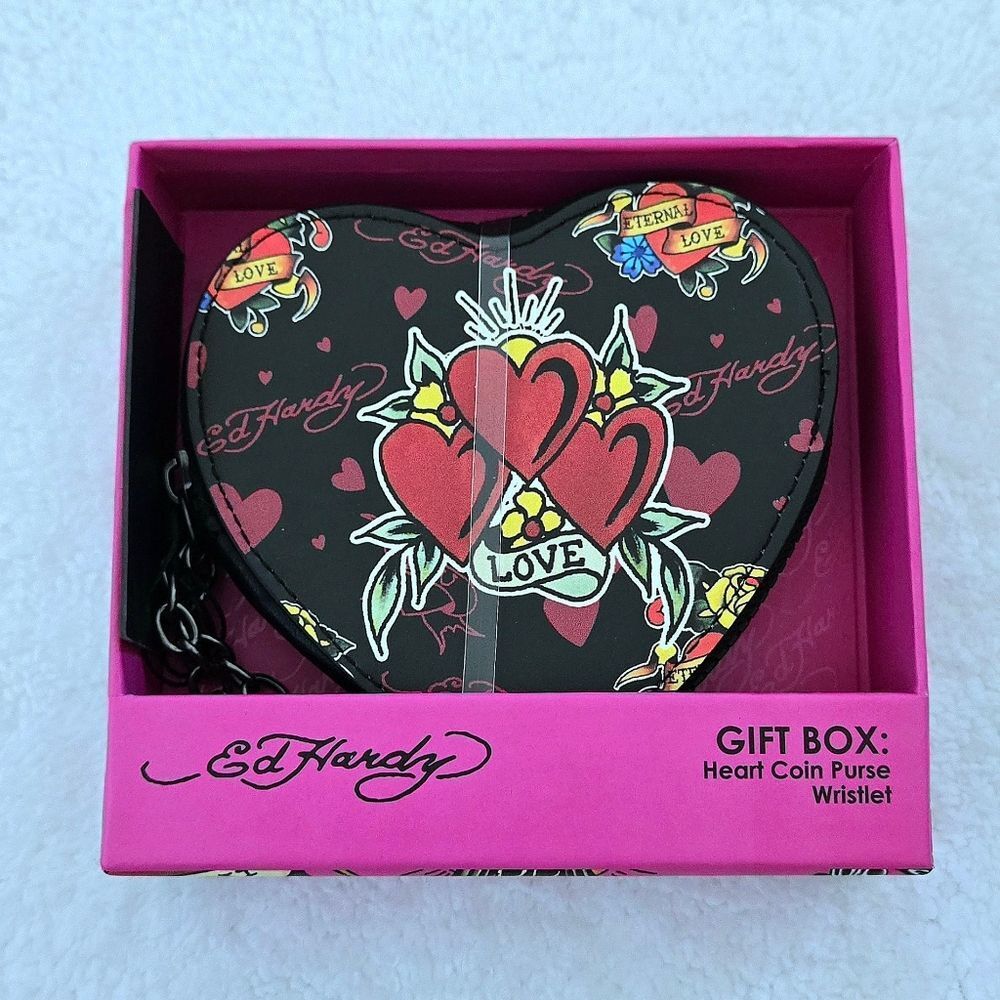 Ed Hardy Triple3️⃣ Heart❤ Zip Around Coin🪙 Purse - NIB